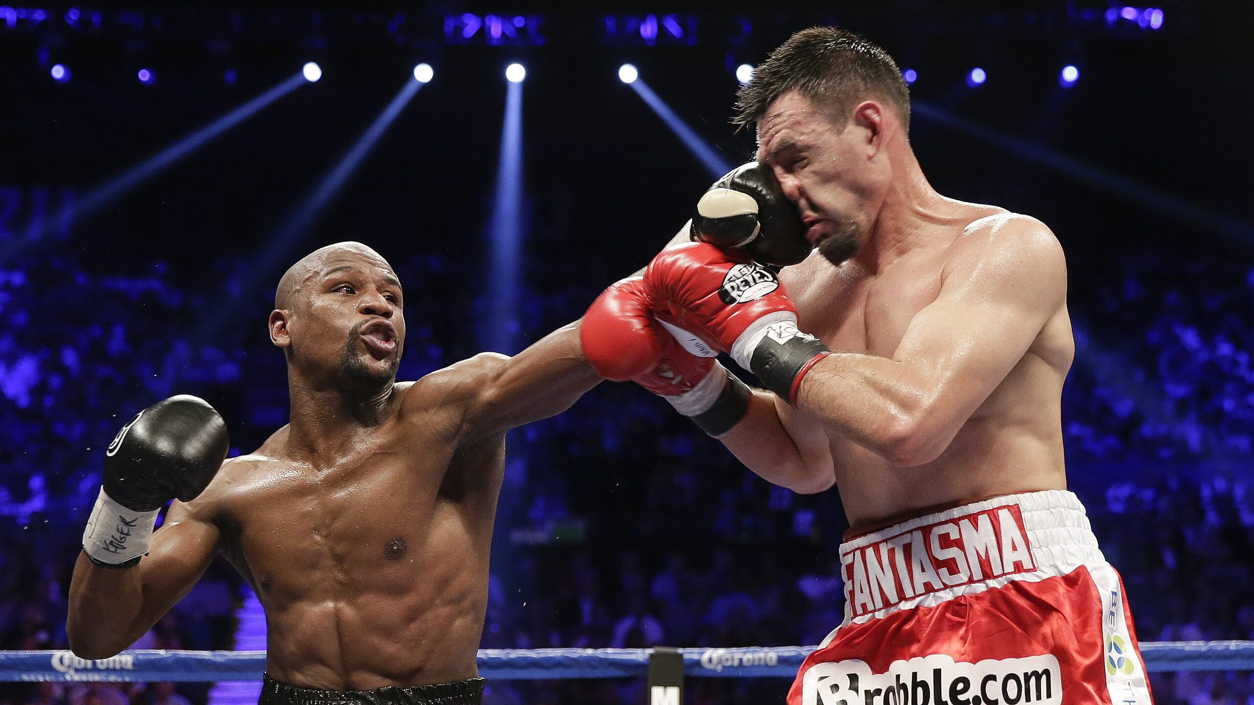 九游官网-乔治·巴尔：用精确的判断和快速反应力，他帮助全黑队稳定场面